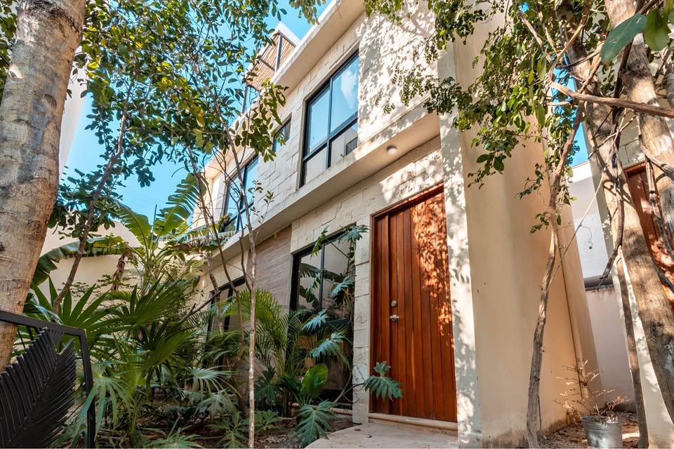 Casa Independiente en Renta — Sakbe Village, Tulum