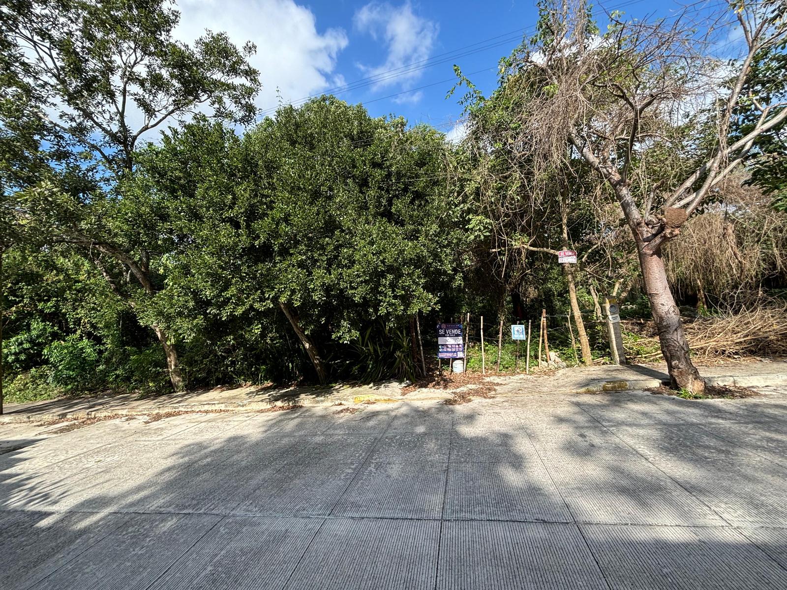 Terreno en Venta — Ejidal, Playa del Carmen