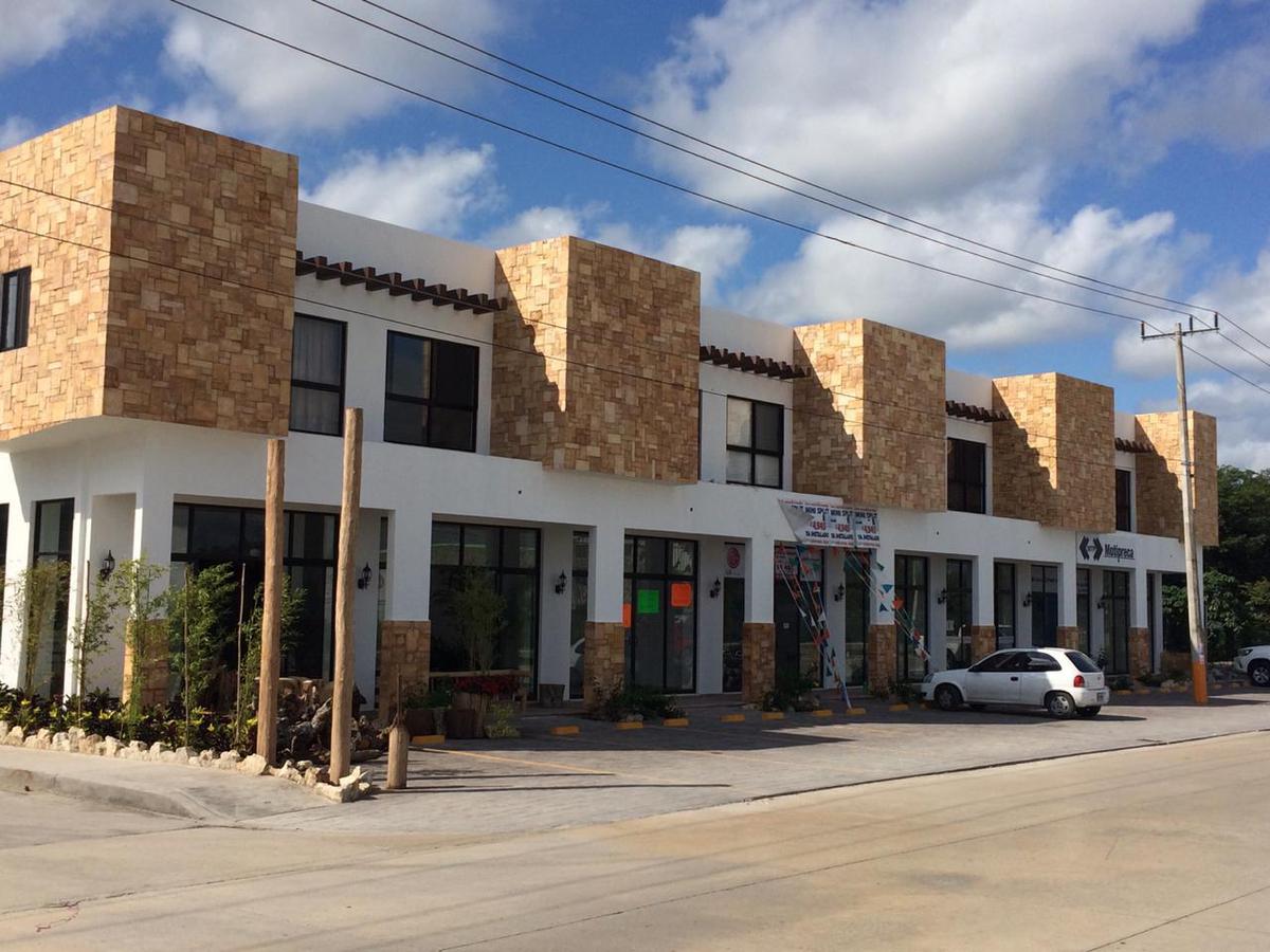 Local Comercial en Renta | Av. Constituyentes, Playa del Carmen