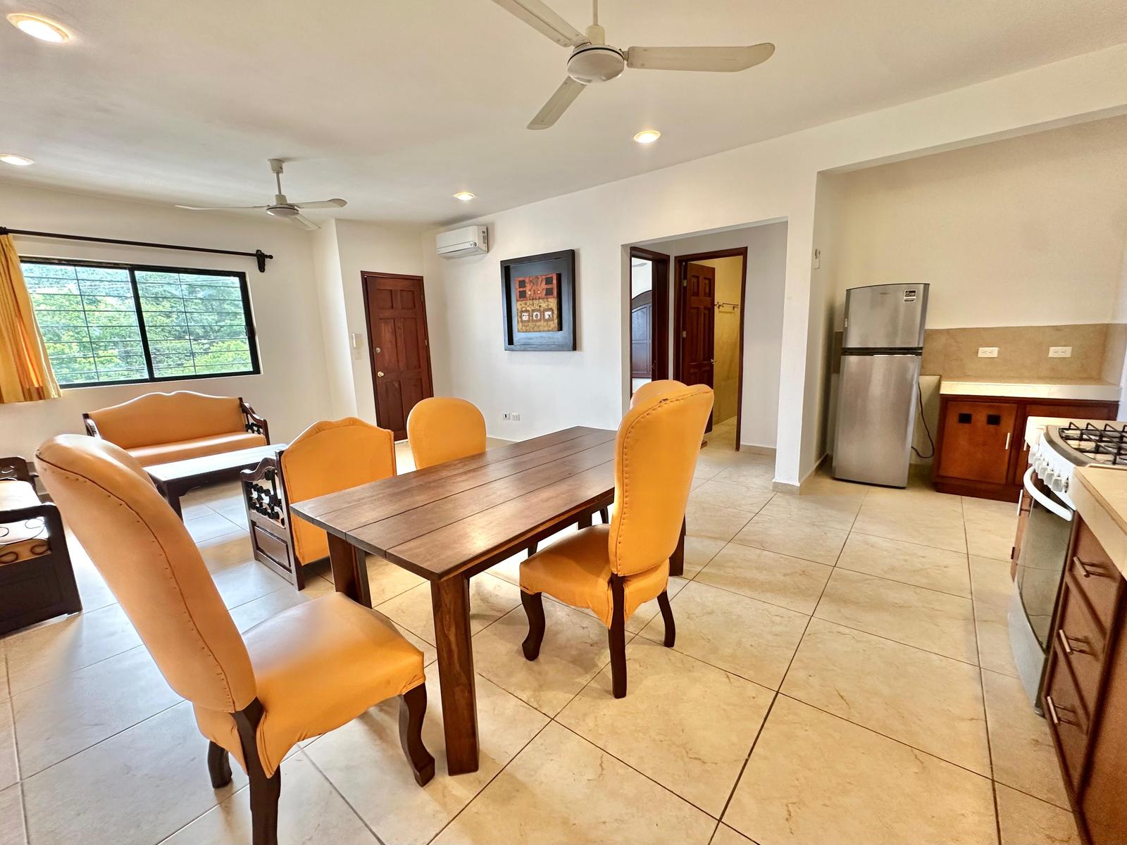 Departamento de 2 Recámaras en Renta | Av. Constituyentes, Playa del Carmen